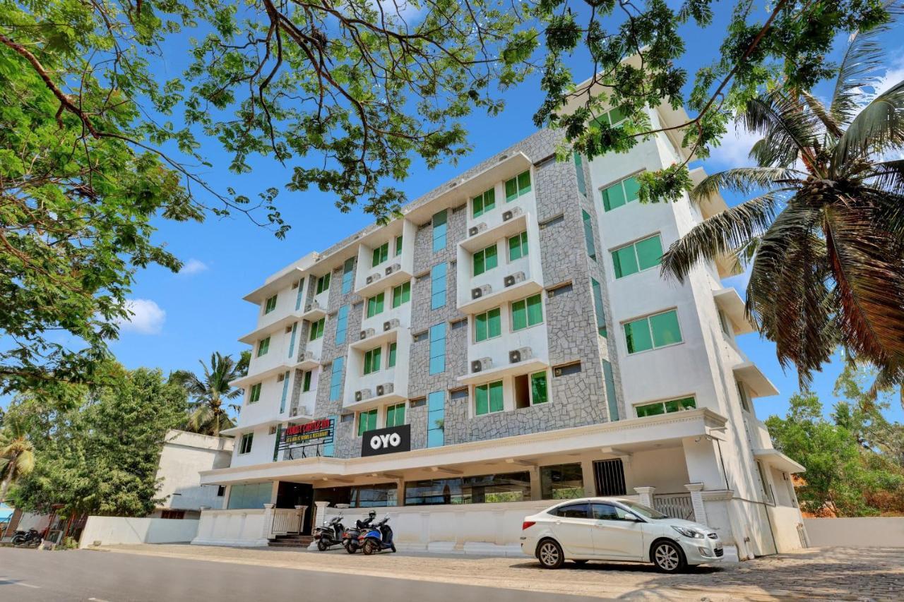 Hotel O Family Castle Inn Collection O Thiruvananthapuram Buitenkant foto
