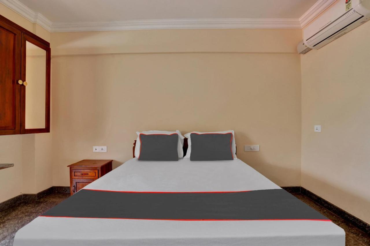 Hotel O Family Castle Inn Collection O Thiruvananthapuram Buitenkant foto