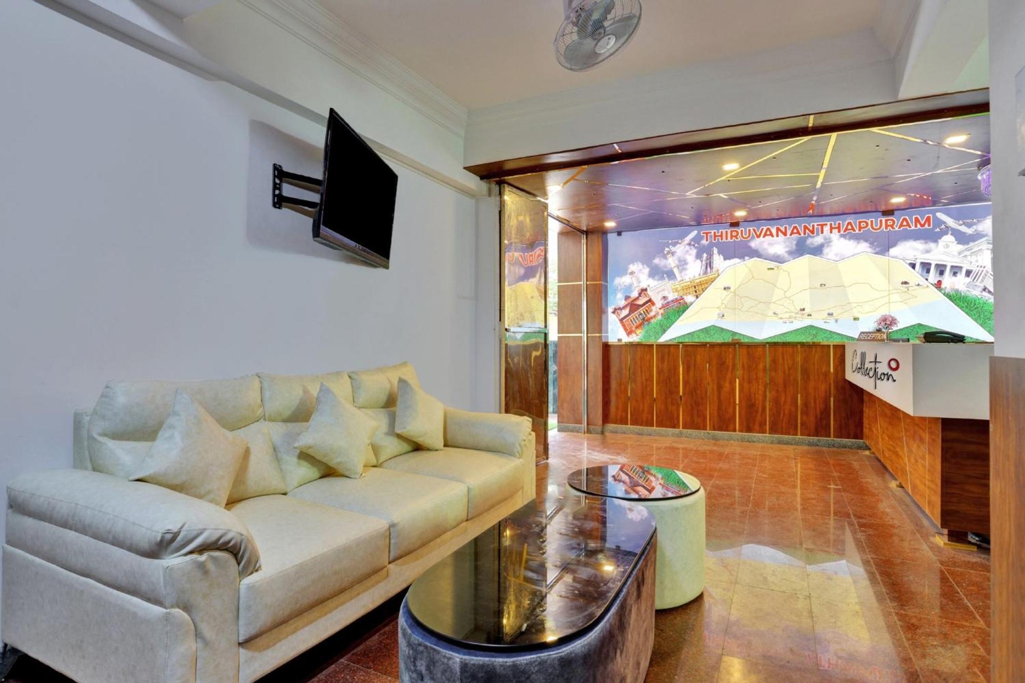 Hotel O Family Castle Inn Collection O Thiruvananthapuram Buitenkant foto