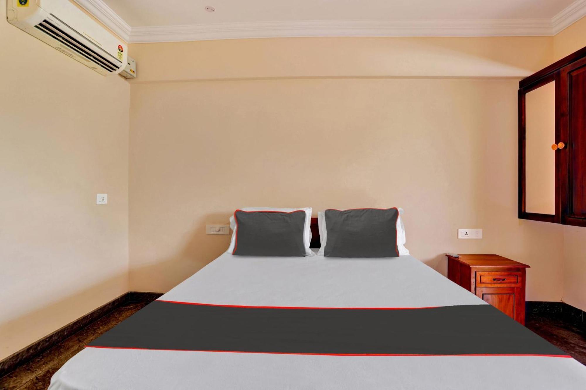 Hotel O Family Castle Inn Collection O Thiruvananthapuram Buitenkant foto