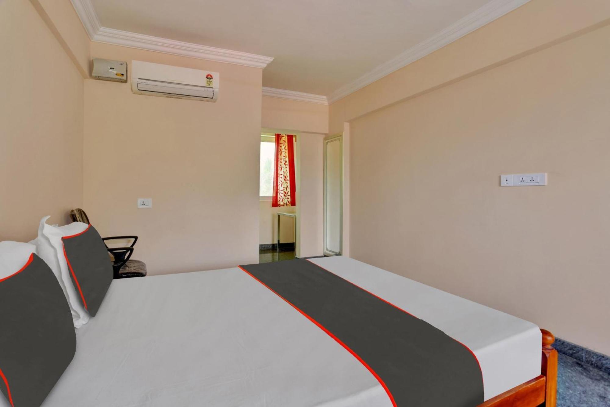 Hotel O Family Castle Inn Collection O Thiruvananthapuram Buitenkant foto