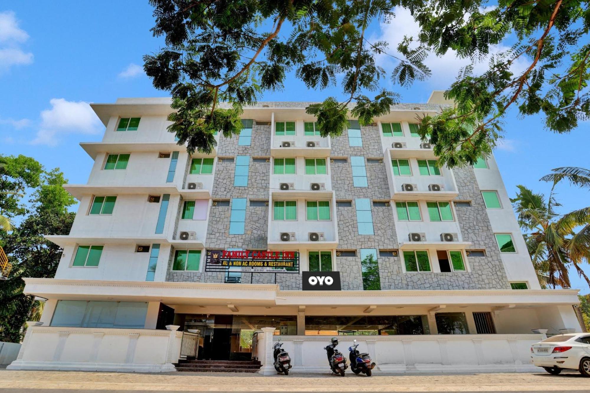 Hotel O Family Castle Inn Collection O Thiruvananthapuram Buitenkant foto