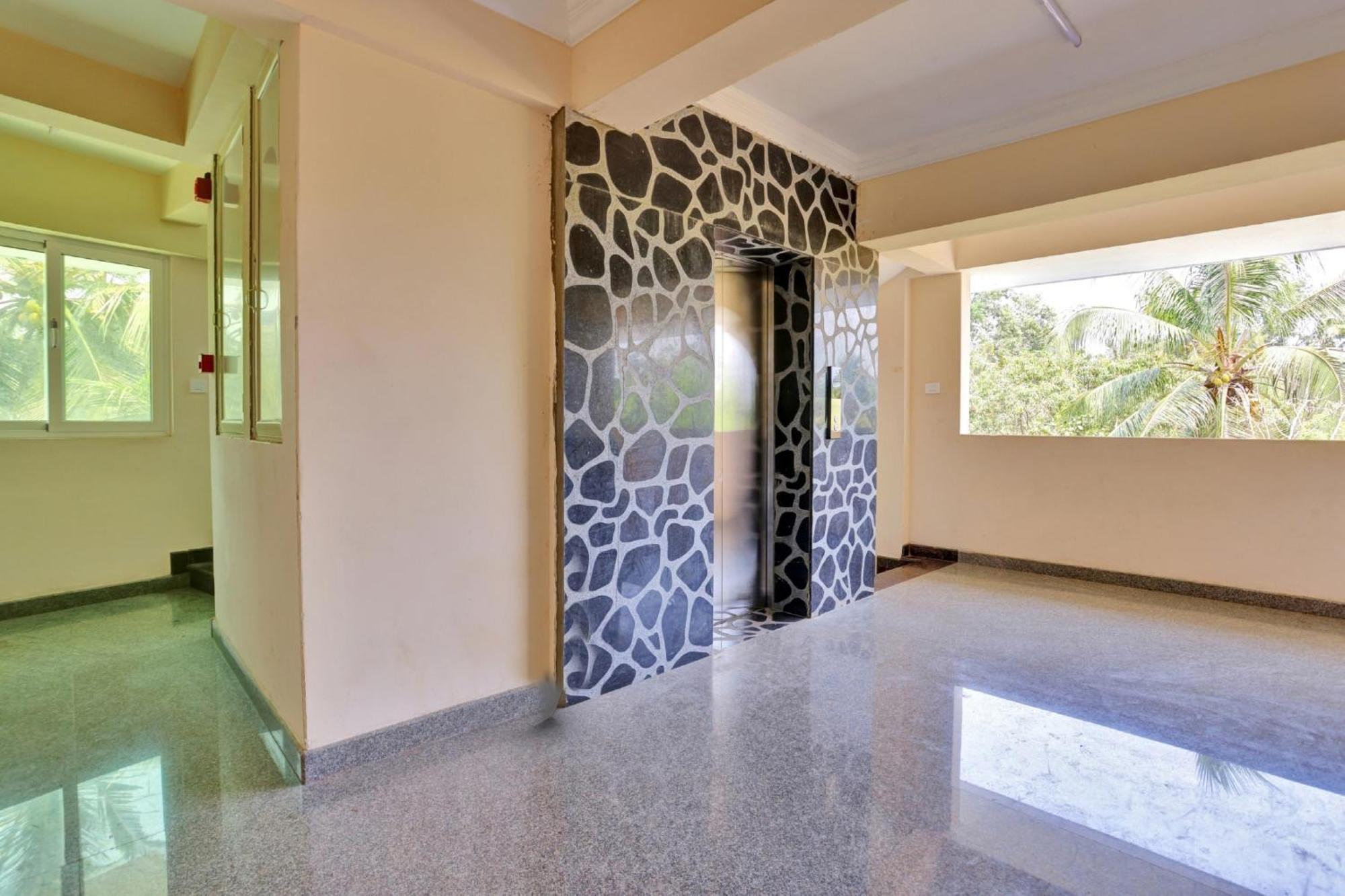 Hotel O Family Castle Inn Collection O Thiruvananthapuram Buitenkant foto